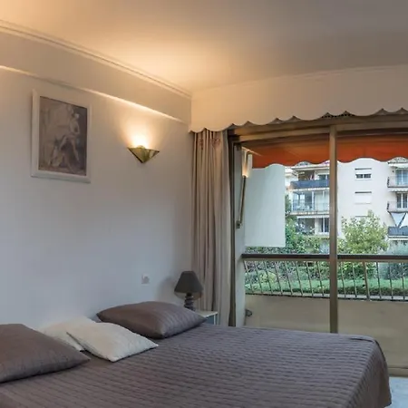 O One Bedroom Fleurie Apartment Cannes