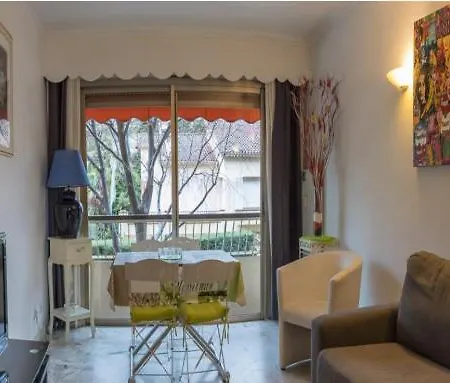 Appartement ô One Bedroom Fleurie