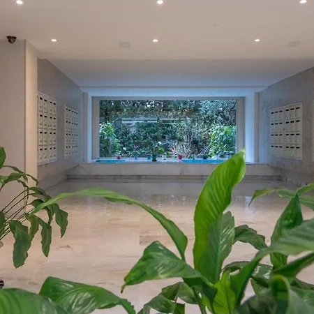 O One Bedroom Fleurie *